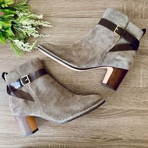 Clark’s Plus Cushion Suede Booties